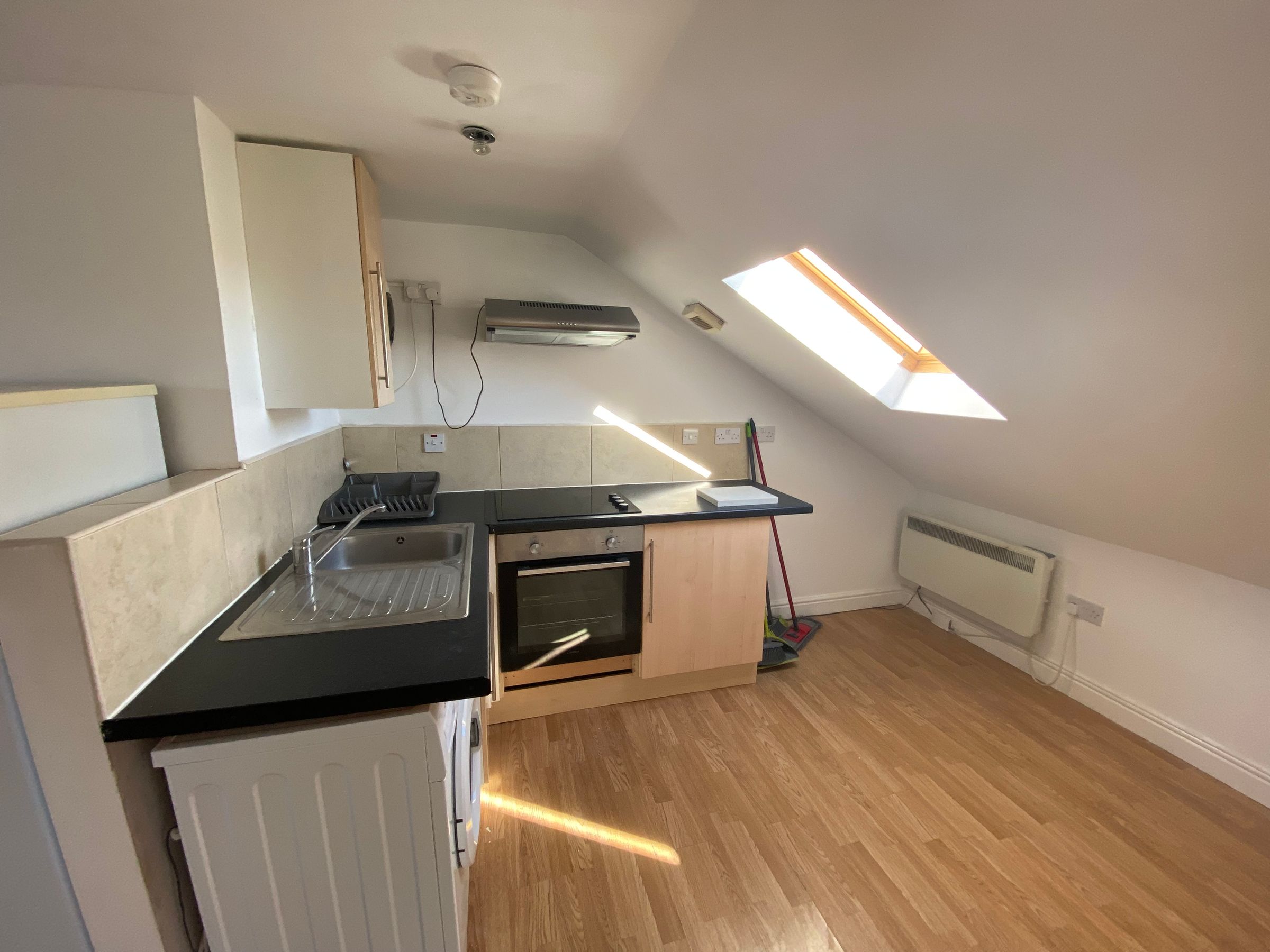 1 bed flat to rent in Kingston Rd, Ilford IG1 Zoopla