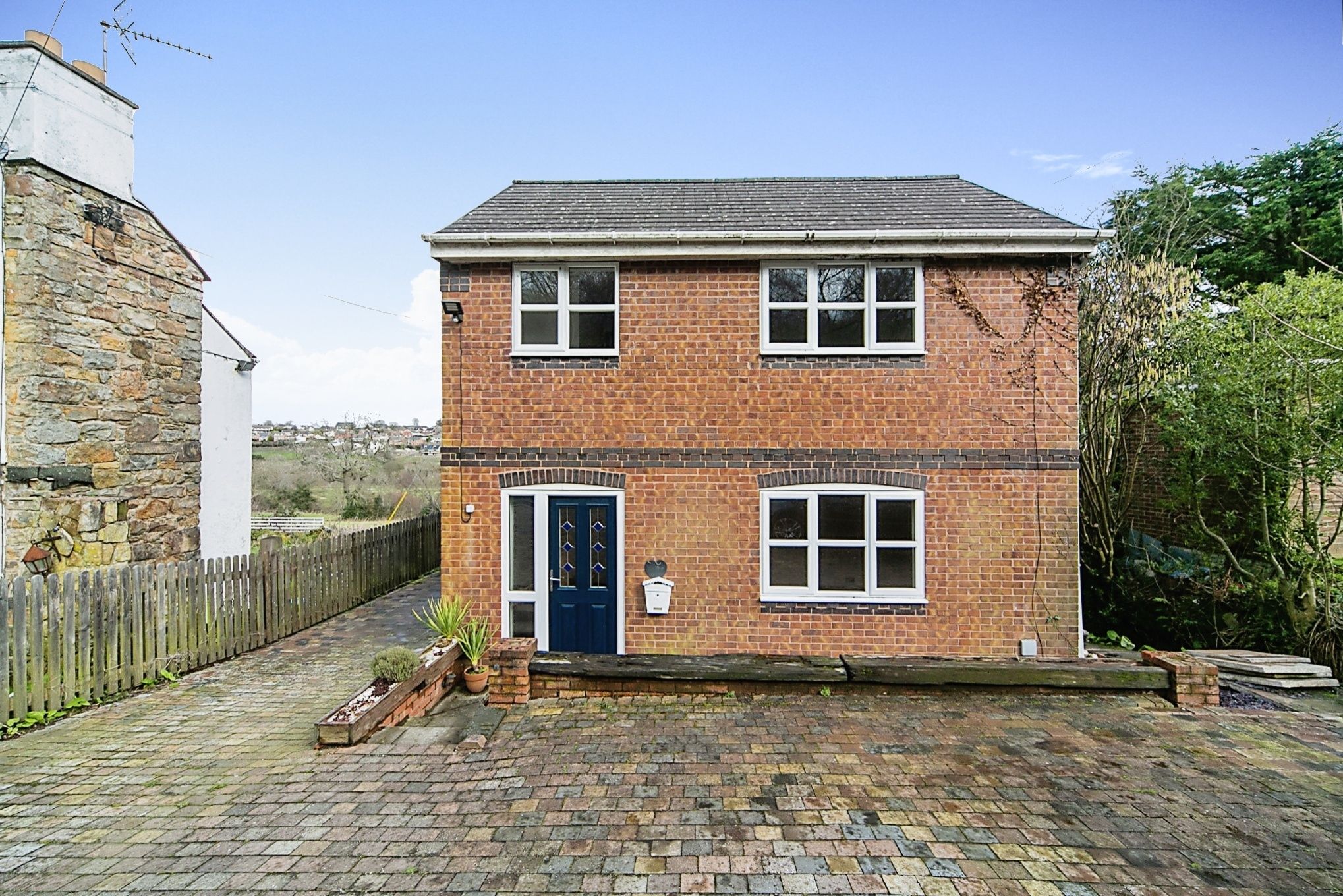 3 bed detached house for sale in Wern, Bersham, Wrexham LL14 Zoopla