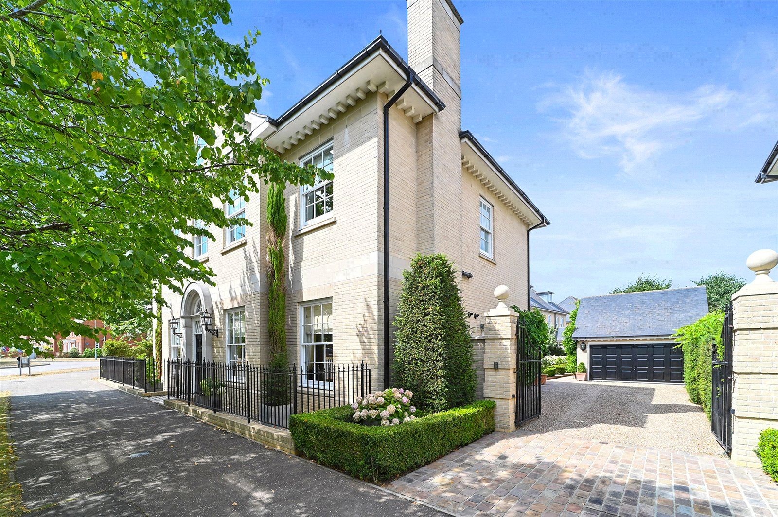 6 bed detached house for sale in Shardelow Avenue, Springfield