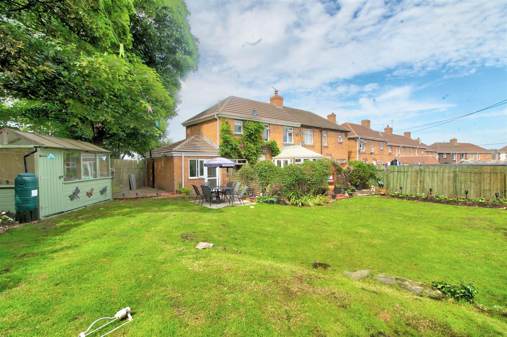 4 bed semidetached house for sale in Wear Street, Chilton Moor