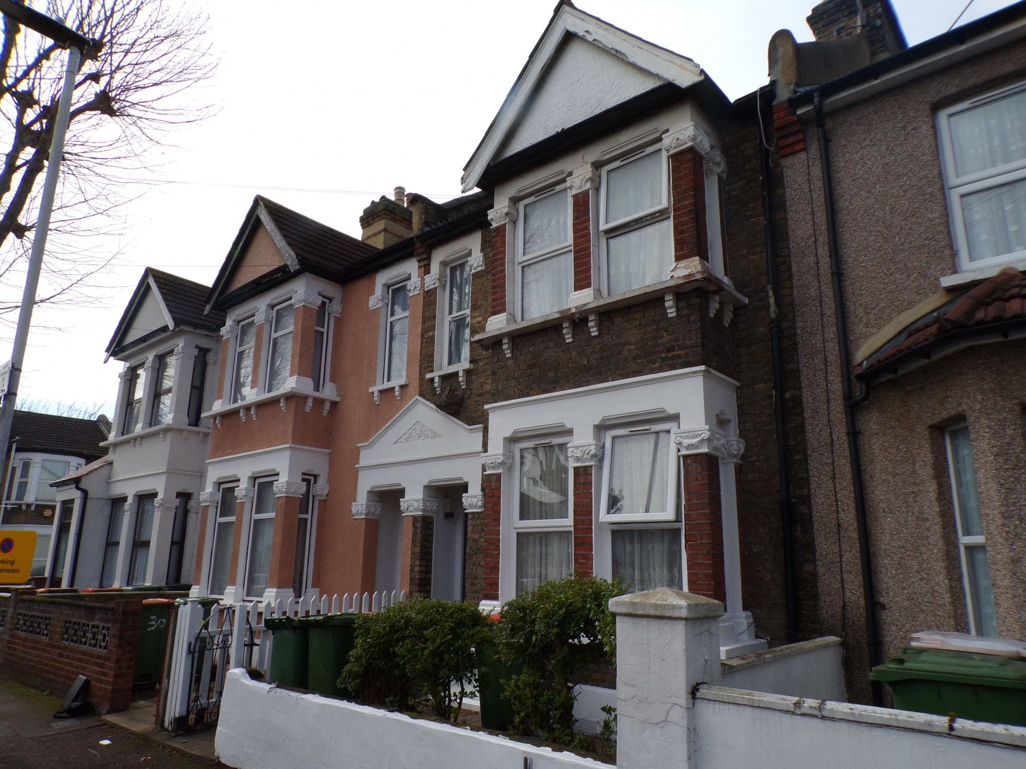 2 bed flat for sale in Forest Gate, London E7 Zoopla