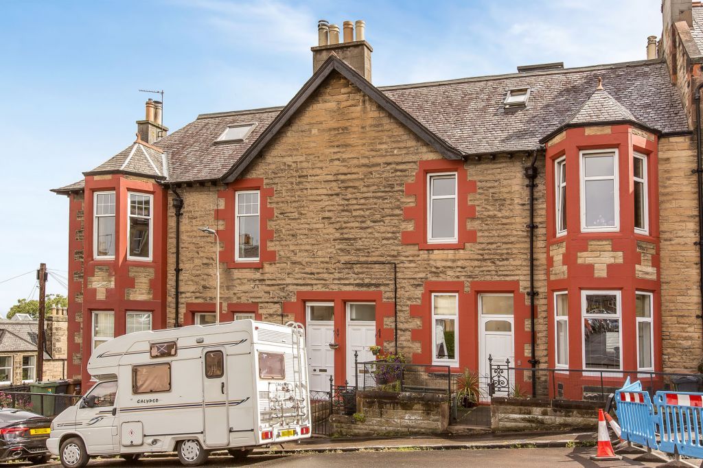 7 Lismore Crescent, Edinburgh EH8  