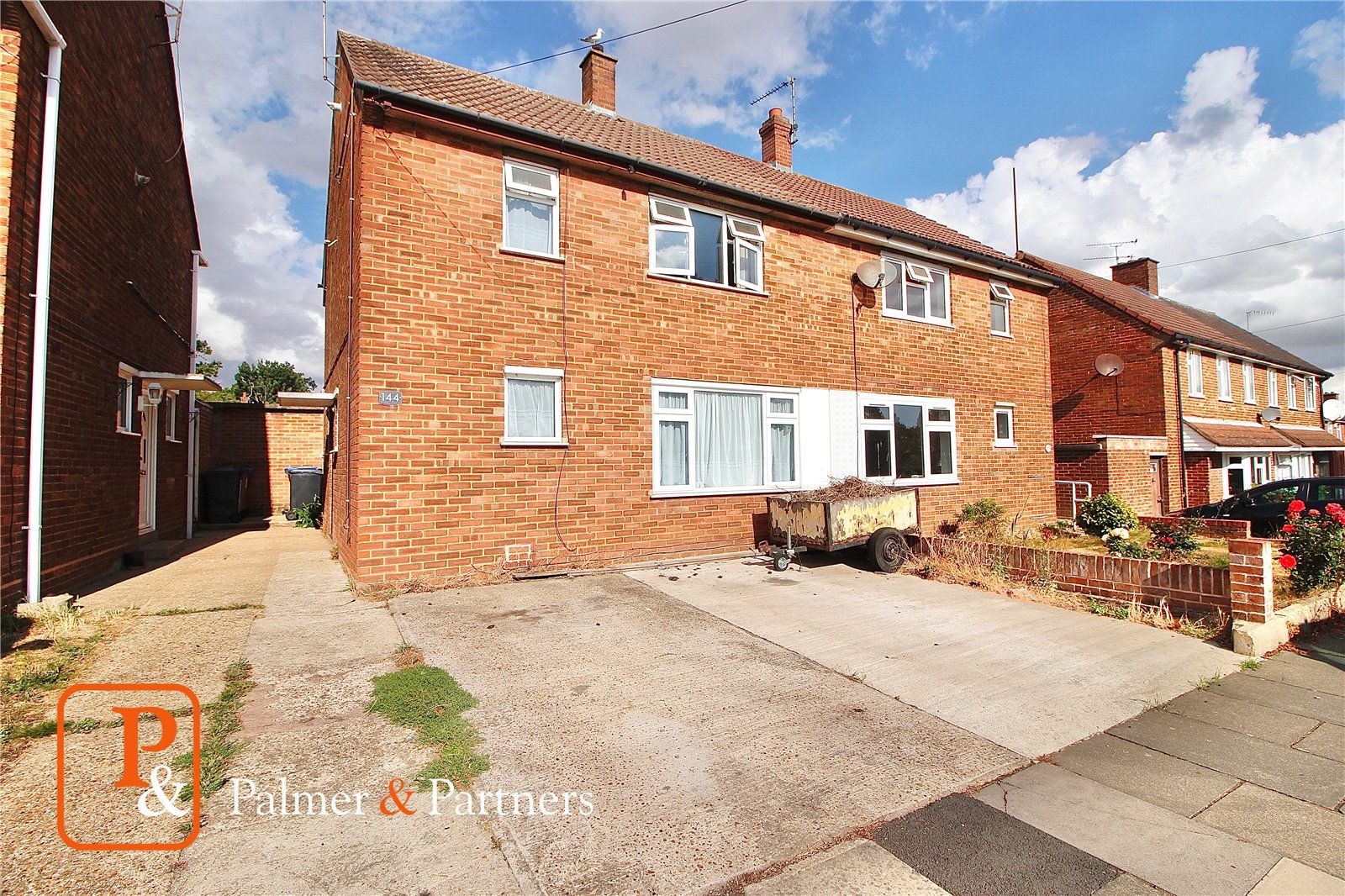 3 bed semidetached house for sale in Maidenhall Approach, Ipswich