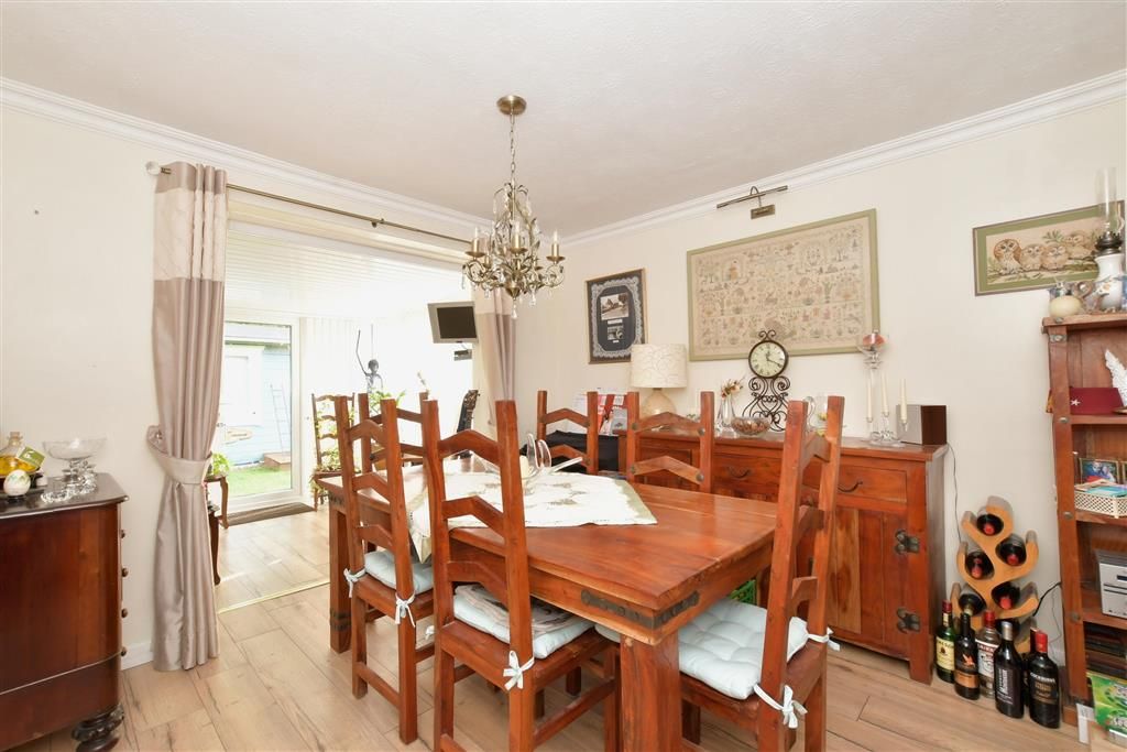 2 bed semidetached bungalow for sale in Spinney Walk, Barnham, West