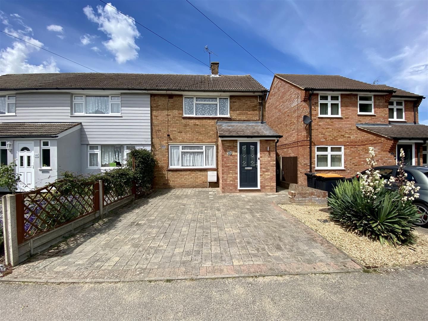 2 bed semidetached house for sale in Dunstall Road, BartonLeClay