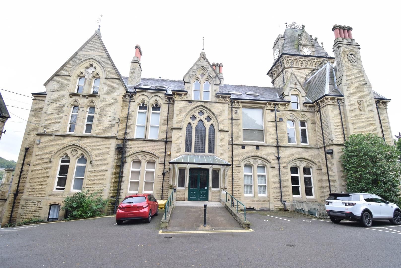 2 bed flat to rent in Apartment 3, Boothroyds, 20 Halifax Road