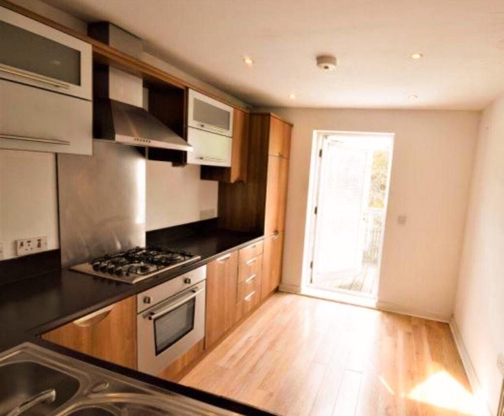 2 bed flat to rent in Ladybridge Road, Cheadle Hulme, Cheadle SK8 Zoopla