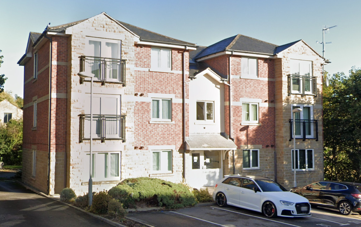 2 bed flat for sale in College View, Dewsbury WF13 Zoopla