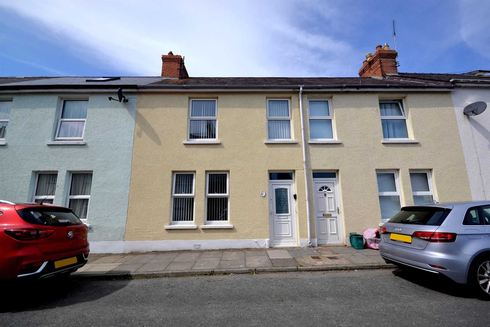 Brodog Terrace, Fishguard SA65  