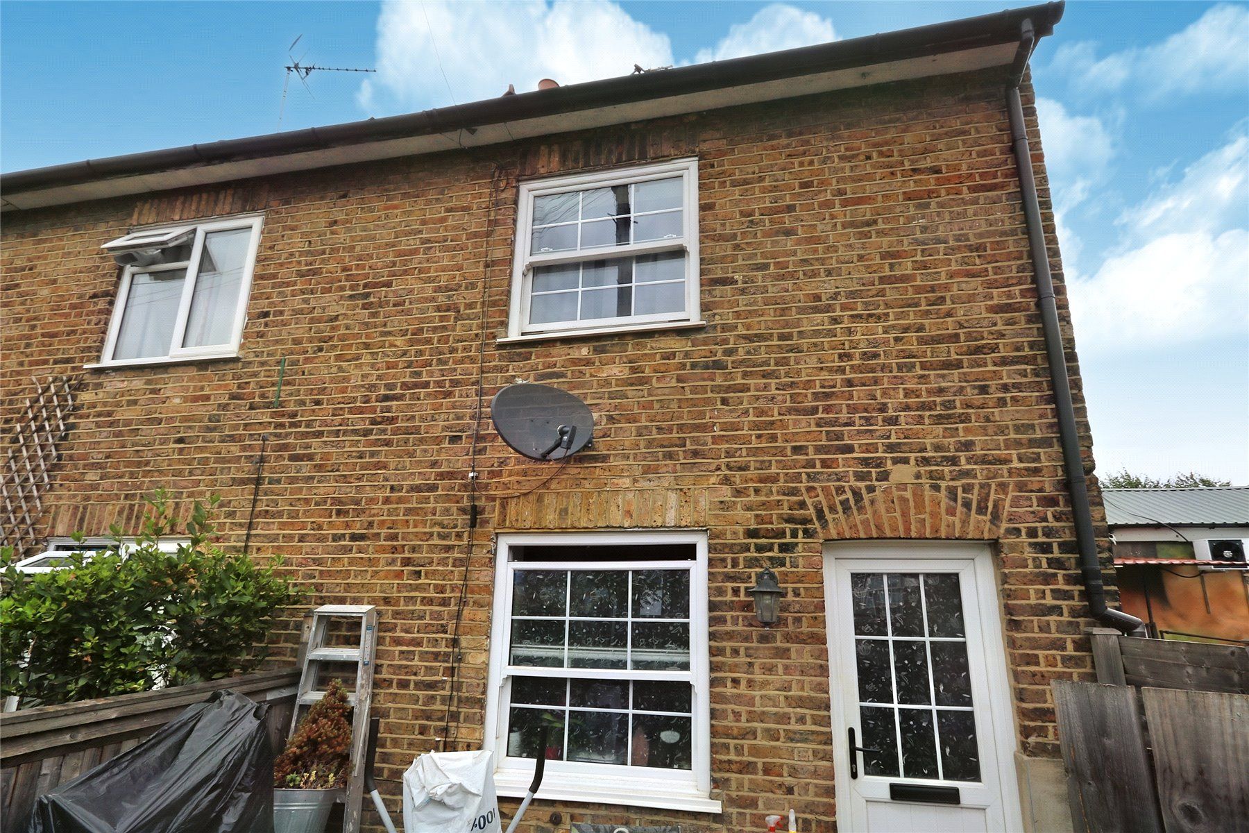 1 bed end terrace house for sale in Hawks Road, Kingston KT1 Zoopla