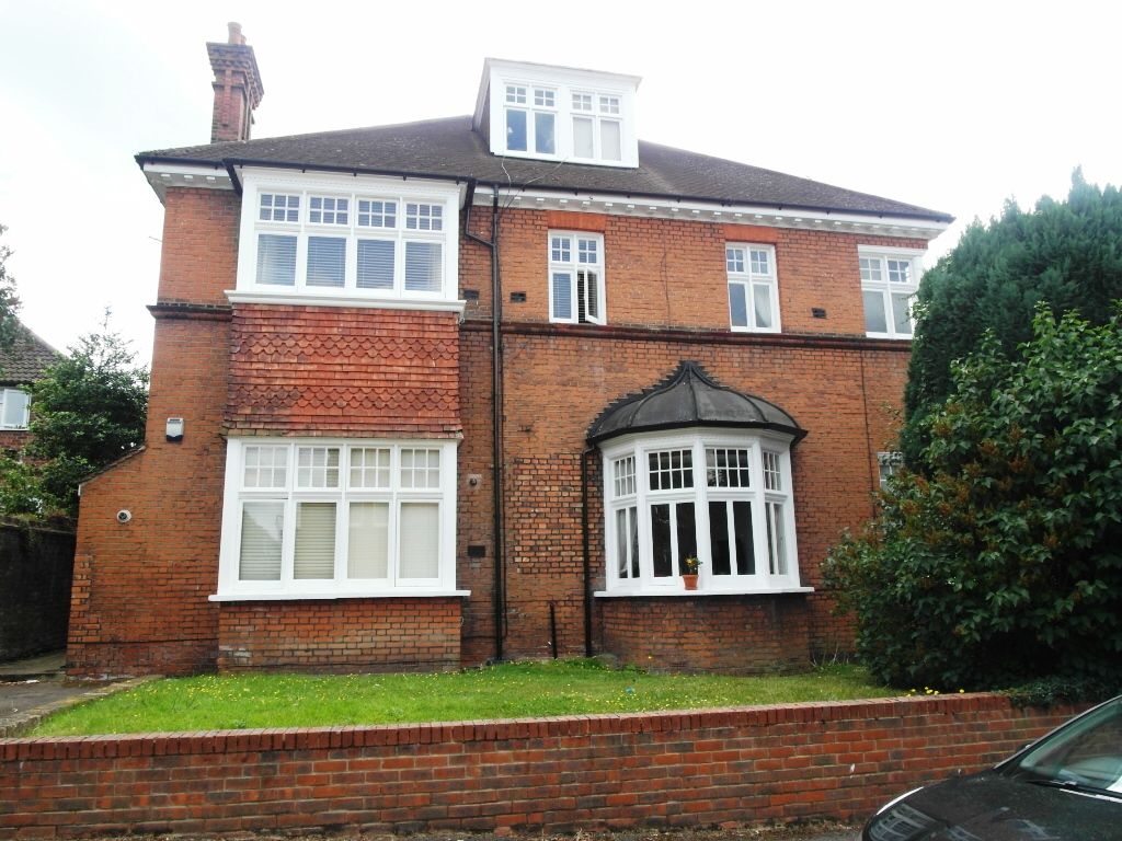 1 bed flat for sale in Claremont Gardens, Surbiton KT6 Zoopla