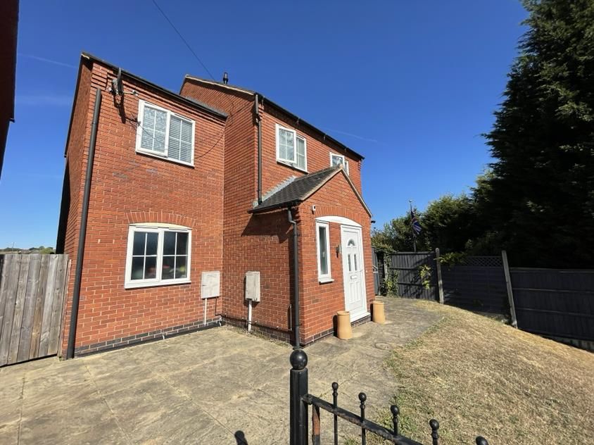 4 bed detached house for sale in High Street, Newhall, Swadlincote DE11