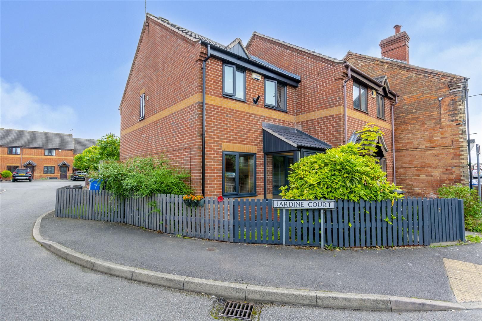 2 bed semidetached house for sale in Jardine Court, Draycott, Derby