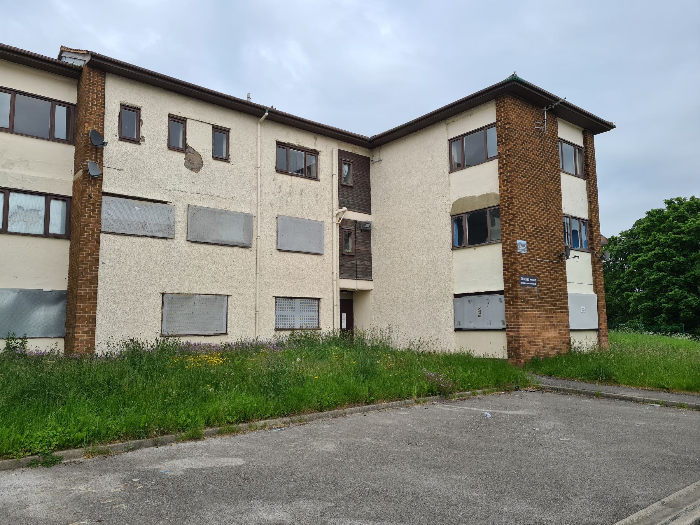 Apartment 11 Gillstead House, Kingsdale Court, Leeds, West Yorkshire LS14  