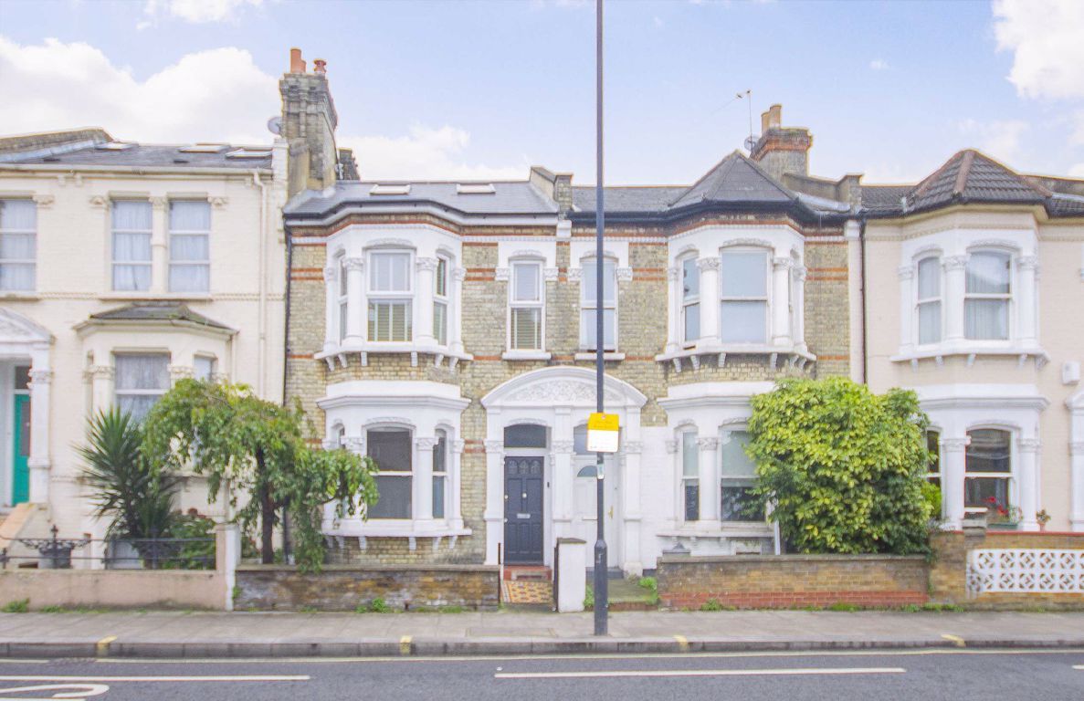 2 bed flat to rent in Dawes Road, London SW6 Zoopla