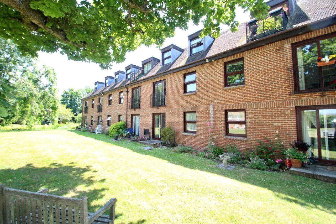 1 bed flat for sale in Delves Close, Ringmer, Lewes BN8 - Zoopla