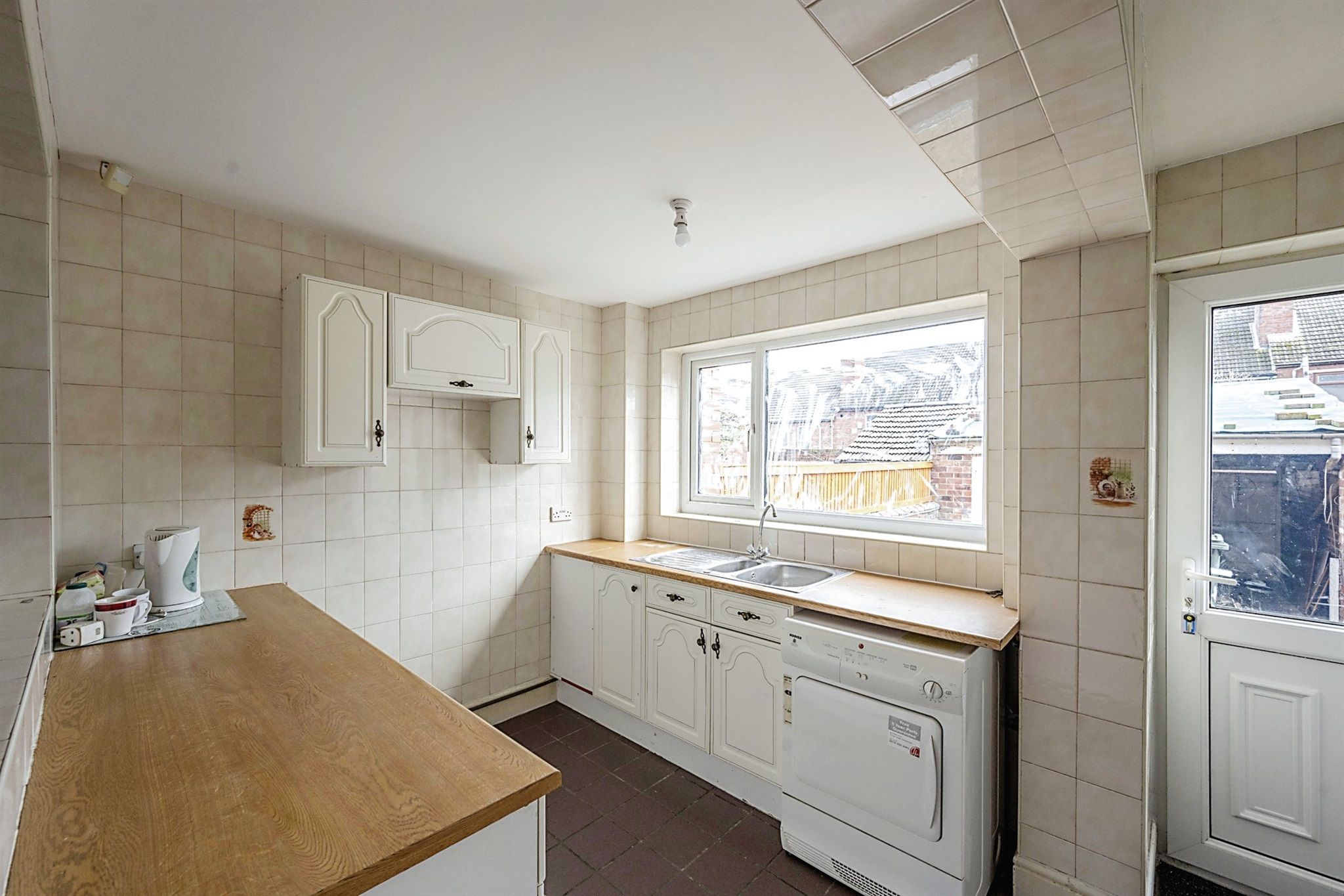 4 bed terraced house for sale in Ivanhoe Road, Conisbrough, Doncaster