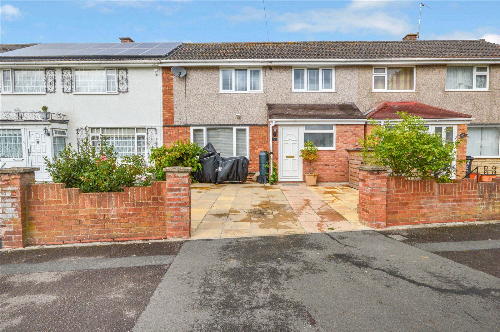 3 bed terraced house for sale in Kirby Close, Swindon, Wiltshire SN3