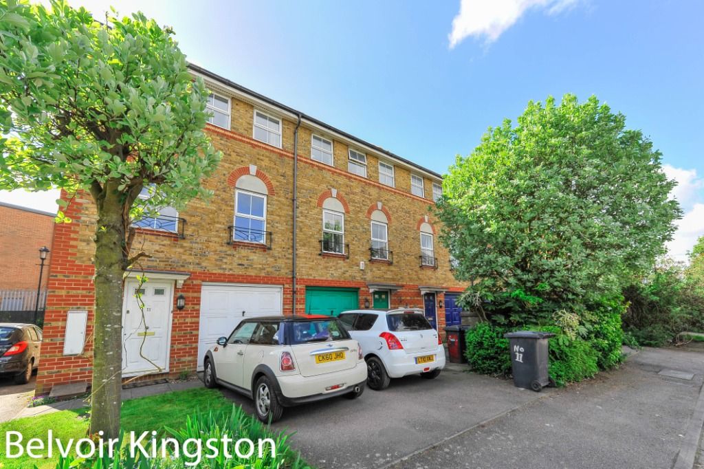 4 bed semidetached house to rent in Compton Close, London NW11 Zoopla