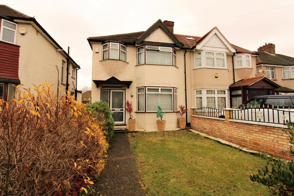 3 bed semidetached house for sale in Waltham Avenue, Hayes UB3 Zoopla