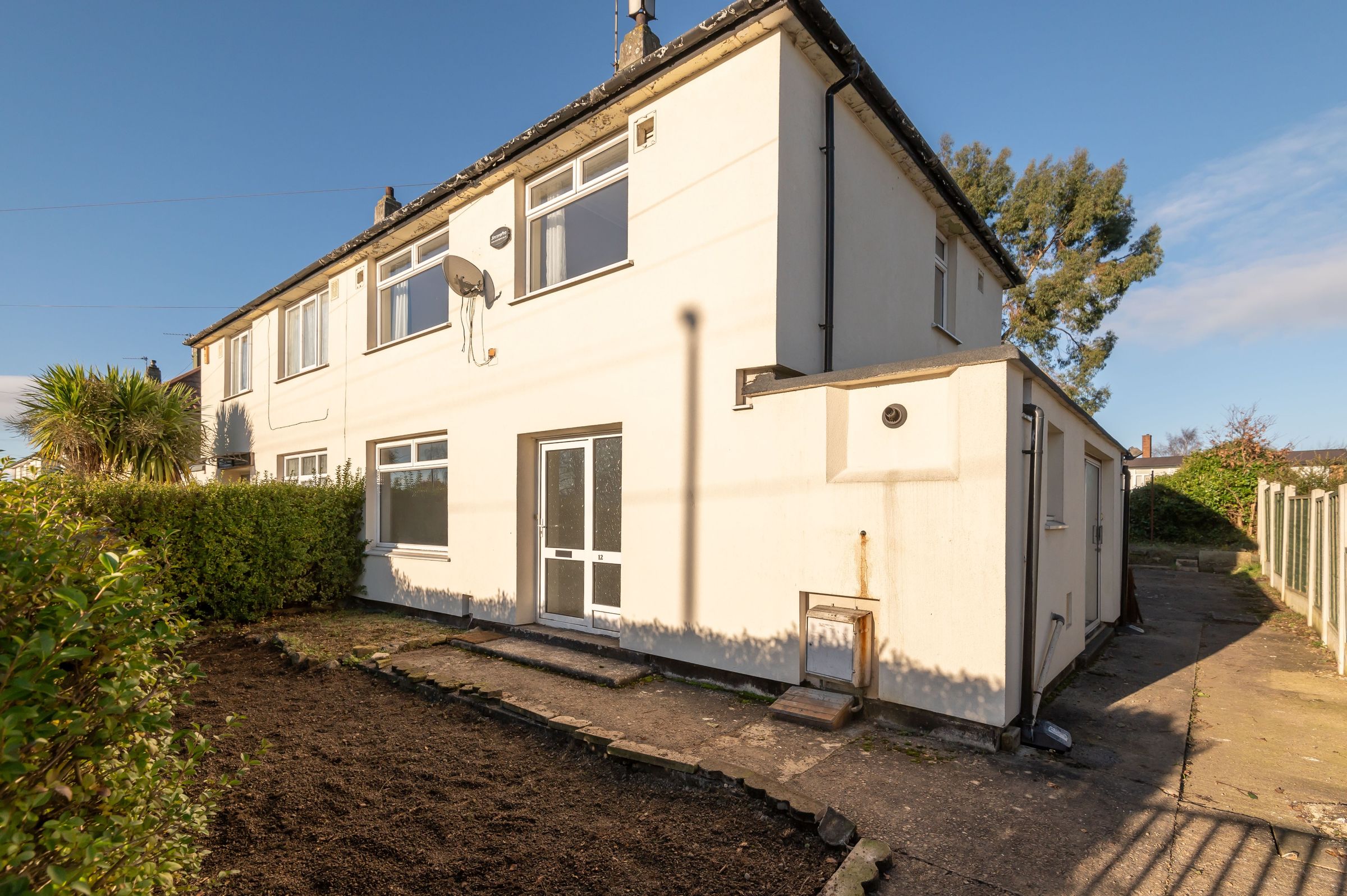 3 bed flat to rent in Deanswood Drive, Moor Allerton, Leeds LS17 Zoopla