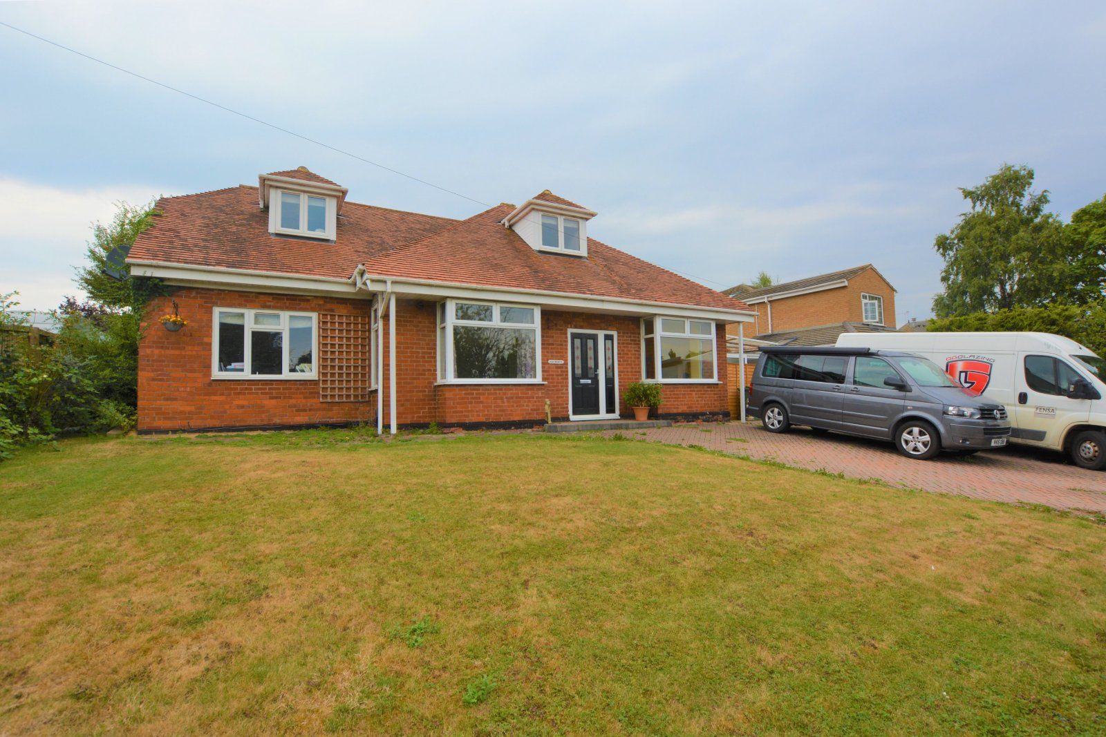 4 bed bungalow for sale in Bristol Road, Quedgeley, Gloucester GL2 Zoopla