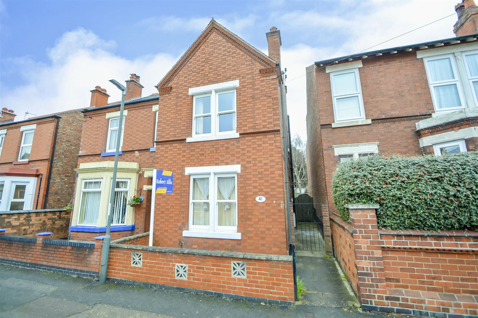 3 bed semidetached house for sale in Acton Road, Long Eaton