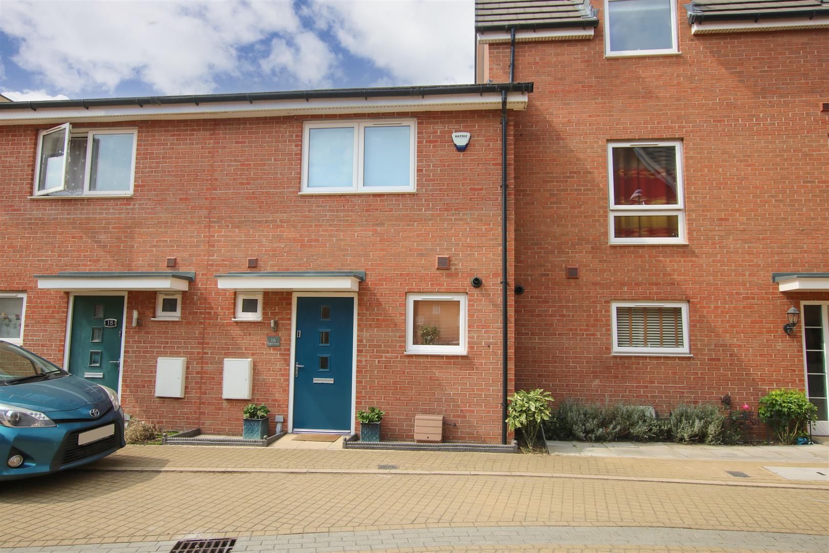 2 bed terraced house for sale in Cubitt Street, Aylesbury HP19 Zoopla