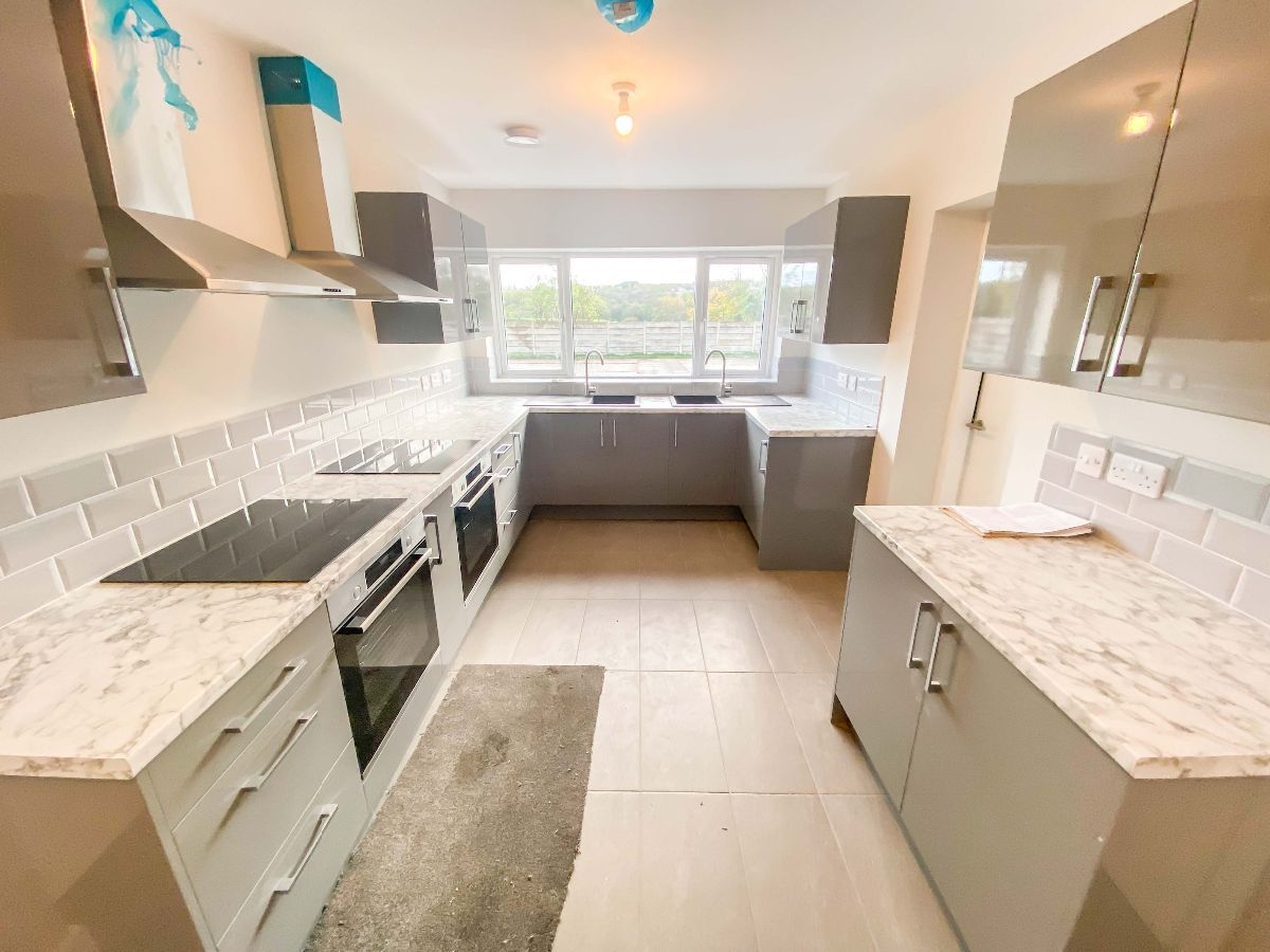 Room to rent in Room 4, Commonside, Brierley Hill DY5 Zoopla