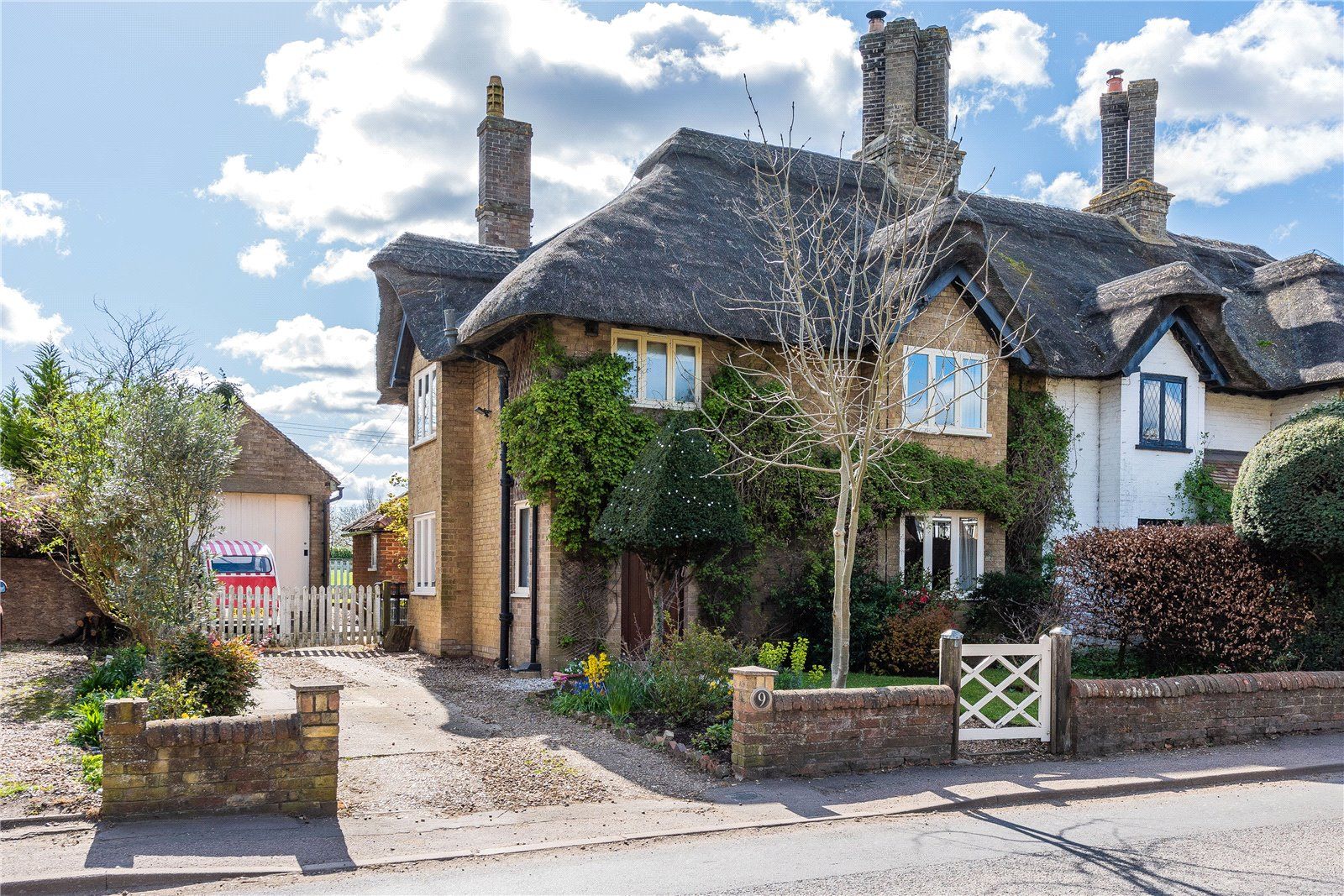 3 bed semidetached house for sale in Gamlingay Road, Waresley, Sandy