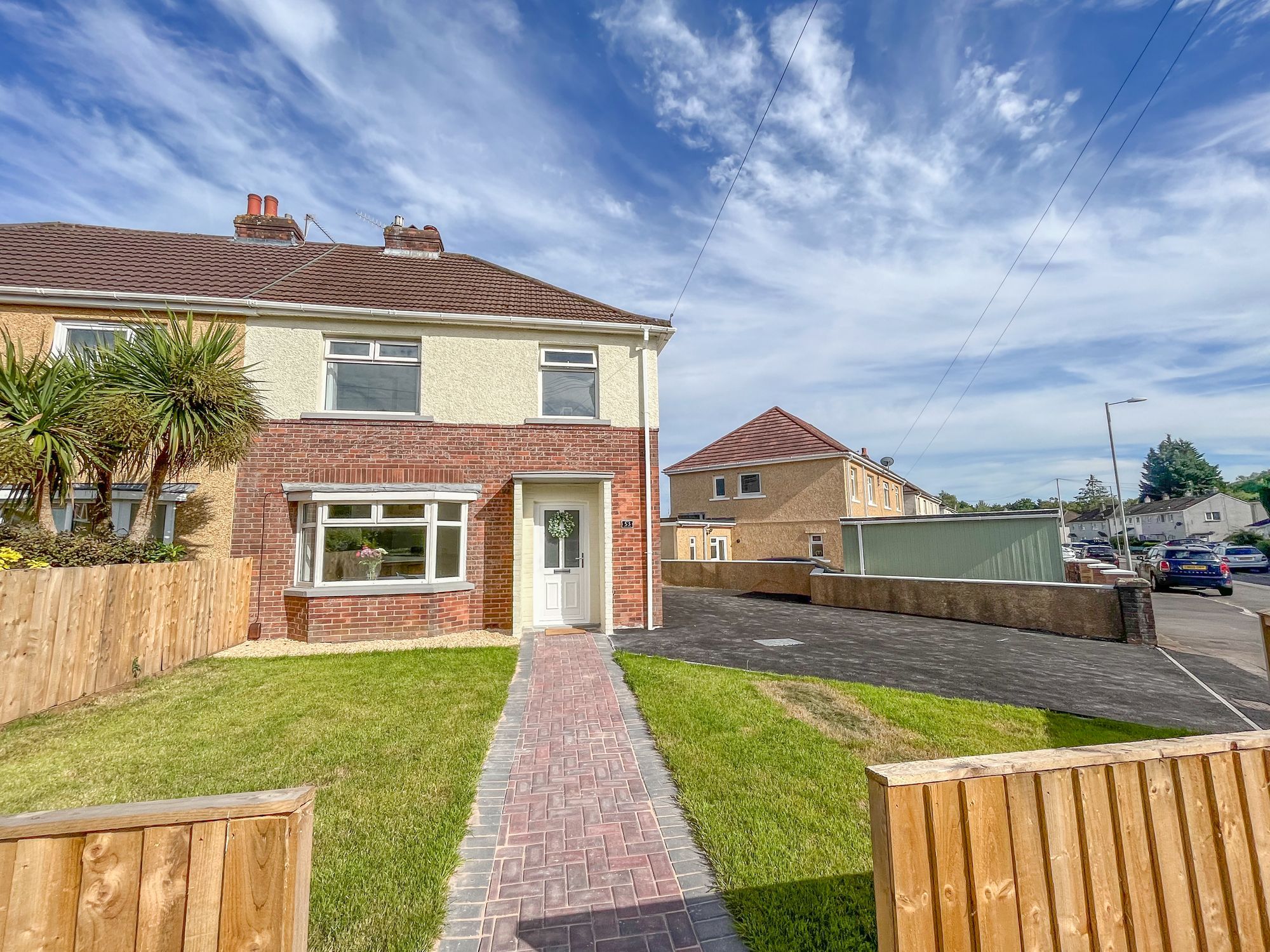 3 bed semidetached house for sale in Fields Road, Oakfield NP44 Zoopla