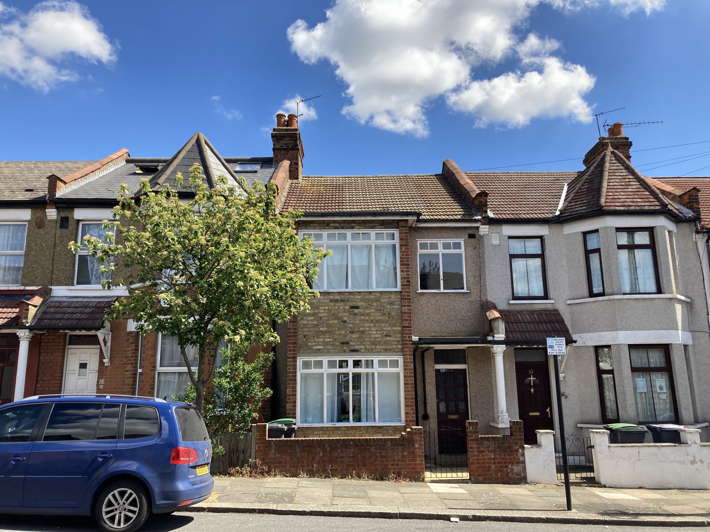 14 Forfar Road, Wood Green, London N22  