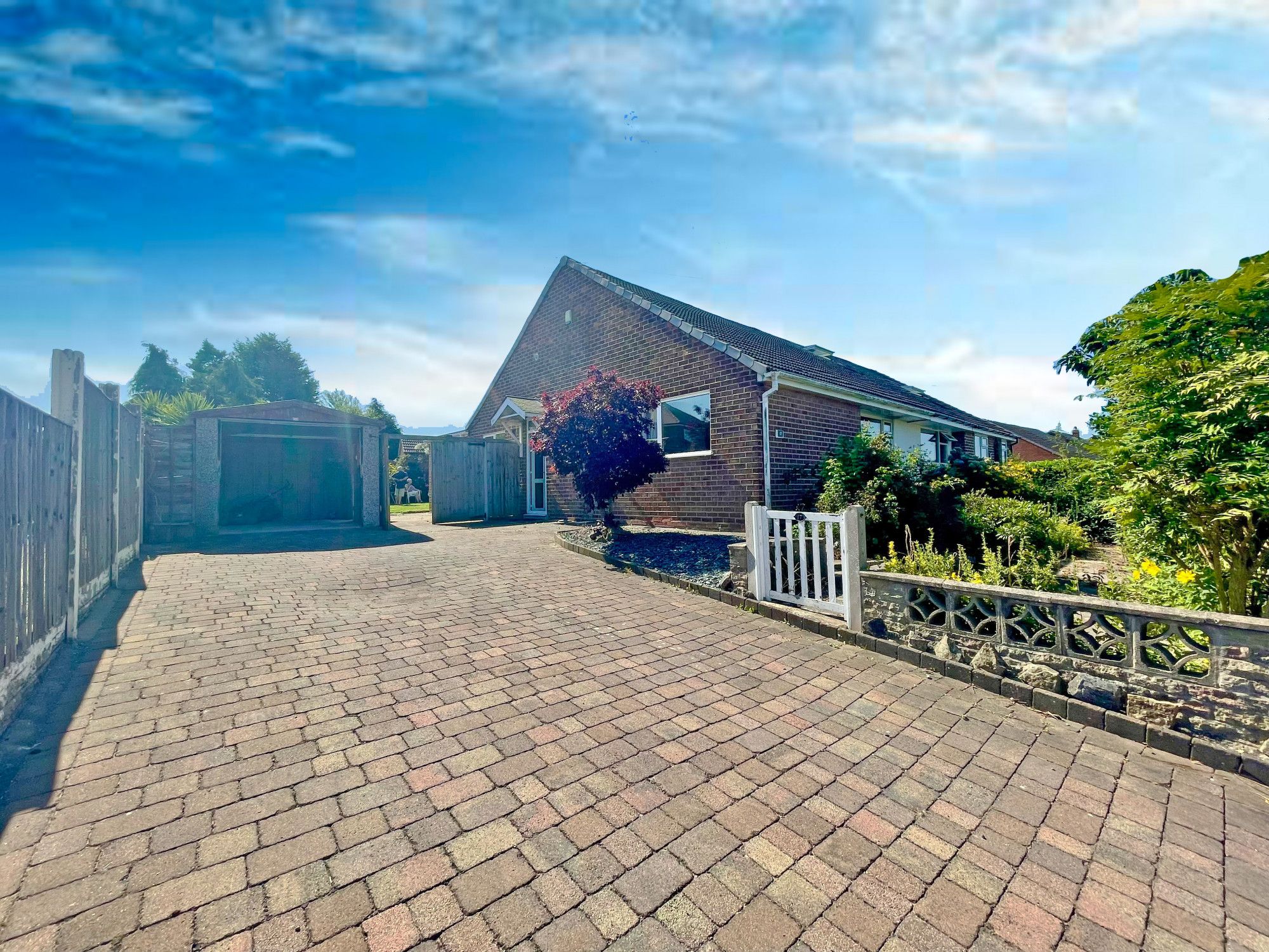 2 bed semidetached house for sale in Thornton Avenue, Fulwood, Preston