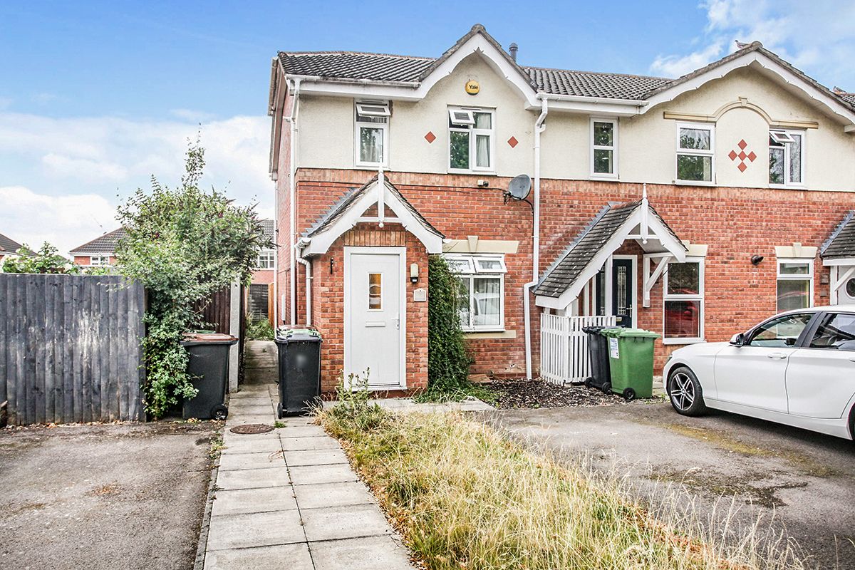 2 bed end terrace house for sale in Penshurst Way, Nuneaton