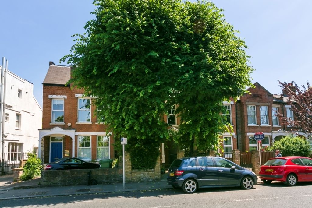 3 bed flat for sale in Victoria Parade, Road, Kew, Richmond, Surrey TW9 Zoopla