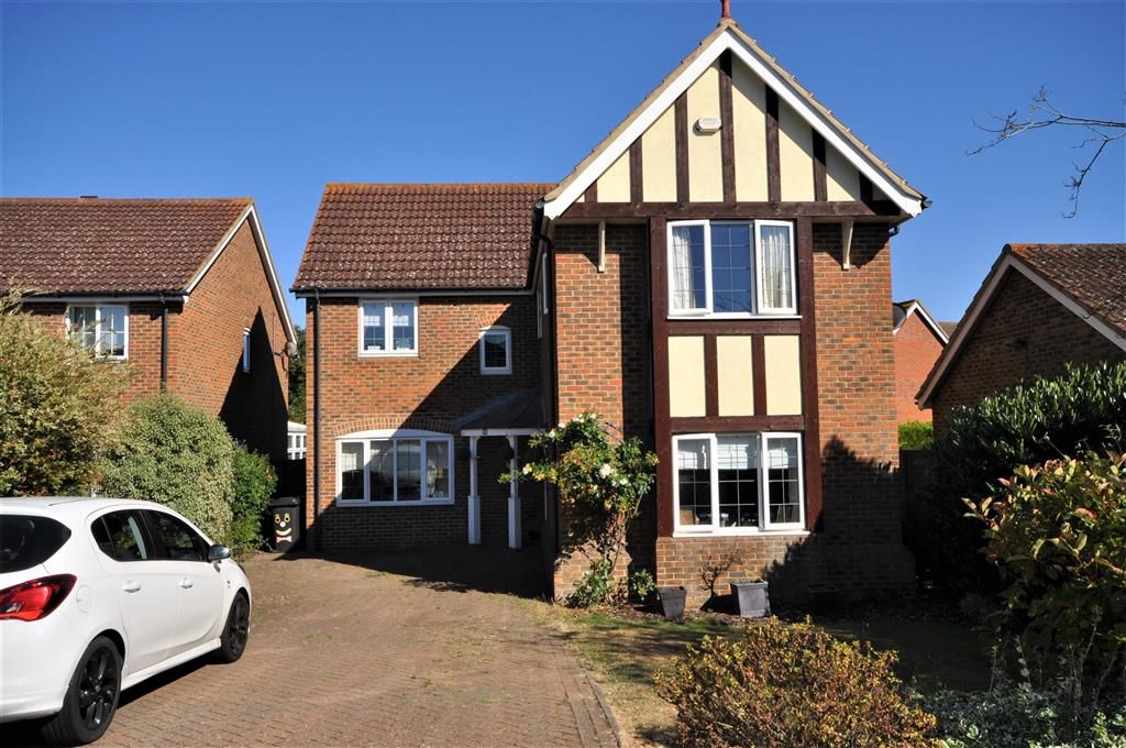 4 bed detached house for sale in Flamingo Drive, Herne Bay, Kent CT6 Zoopla