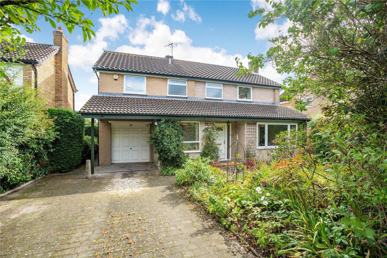 5 bed detached house for sale in Elizabeth Crescent, Handbridge