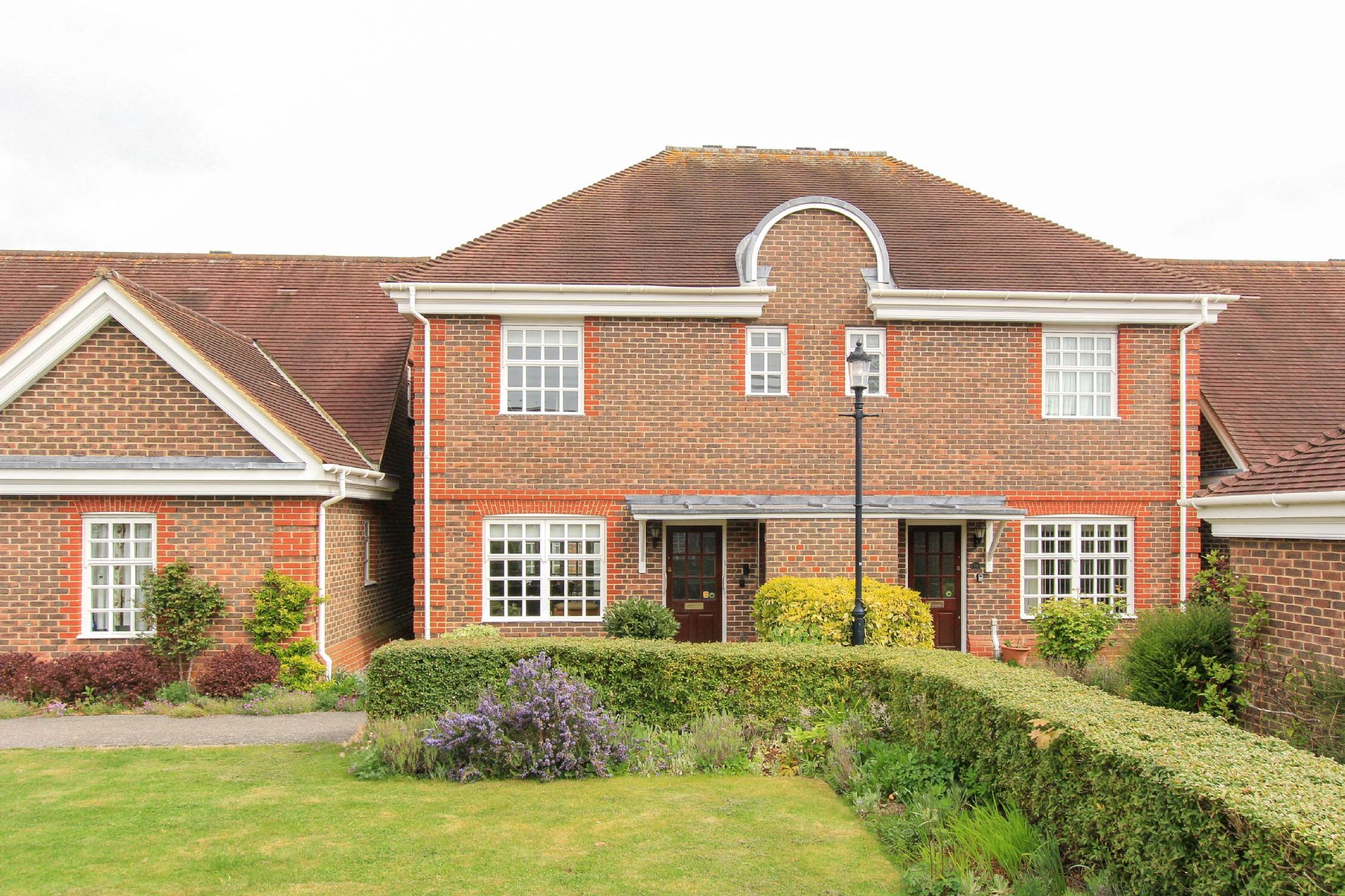 2 bed bungalow for sale in Priestland Gardens, Berkhamsted, Berkhamsted