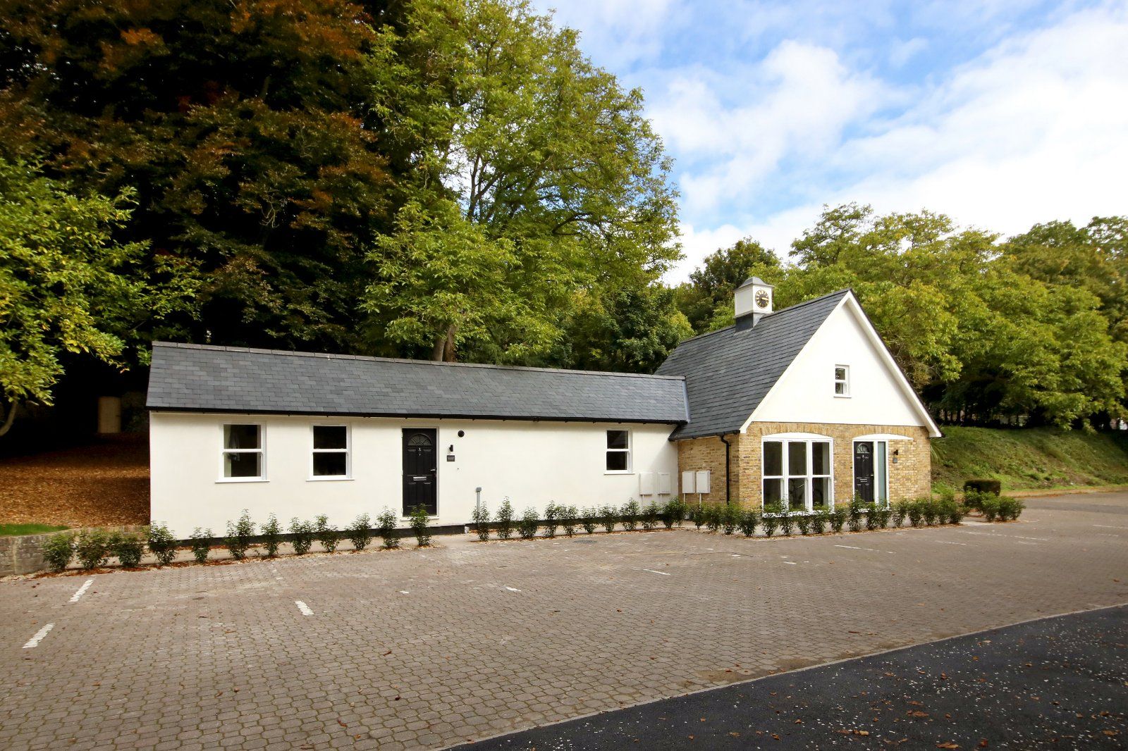 1 bed bungalow for sale in Mayflower Cottage, London Road, Loudwater HP10 Zoopla