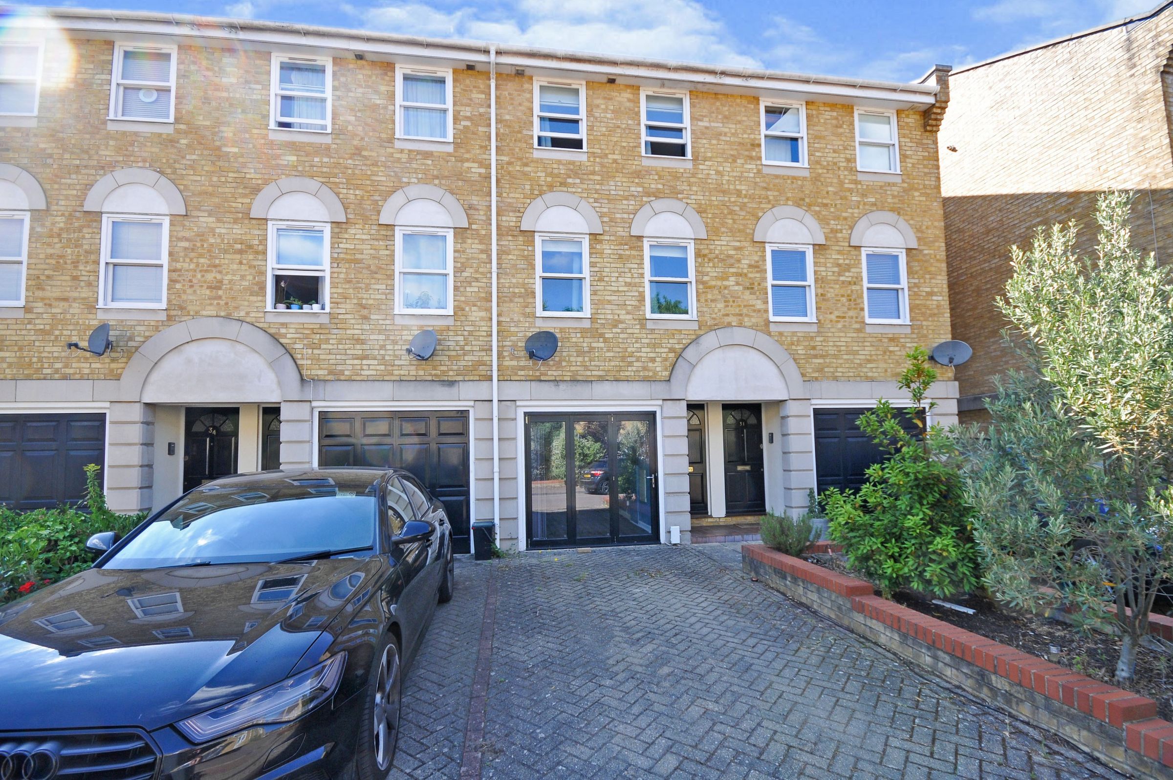 1 bed town house for sale in Vicarage Drive, Beckenham BR3 Zoopla