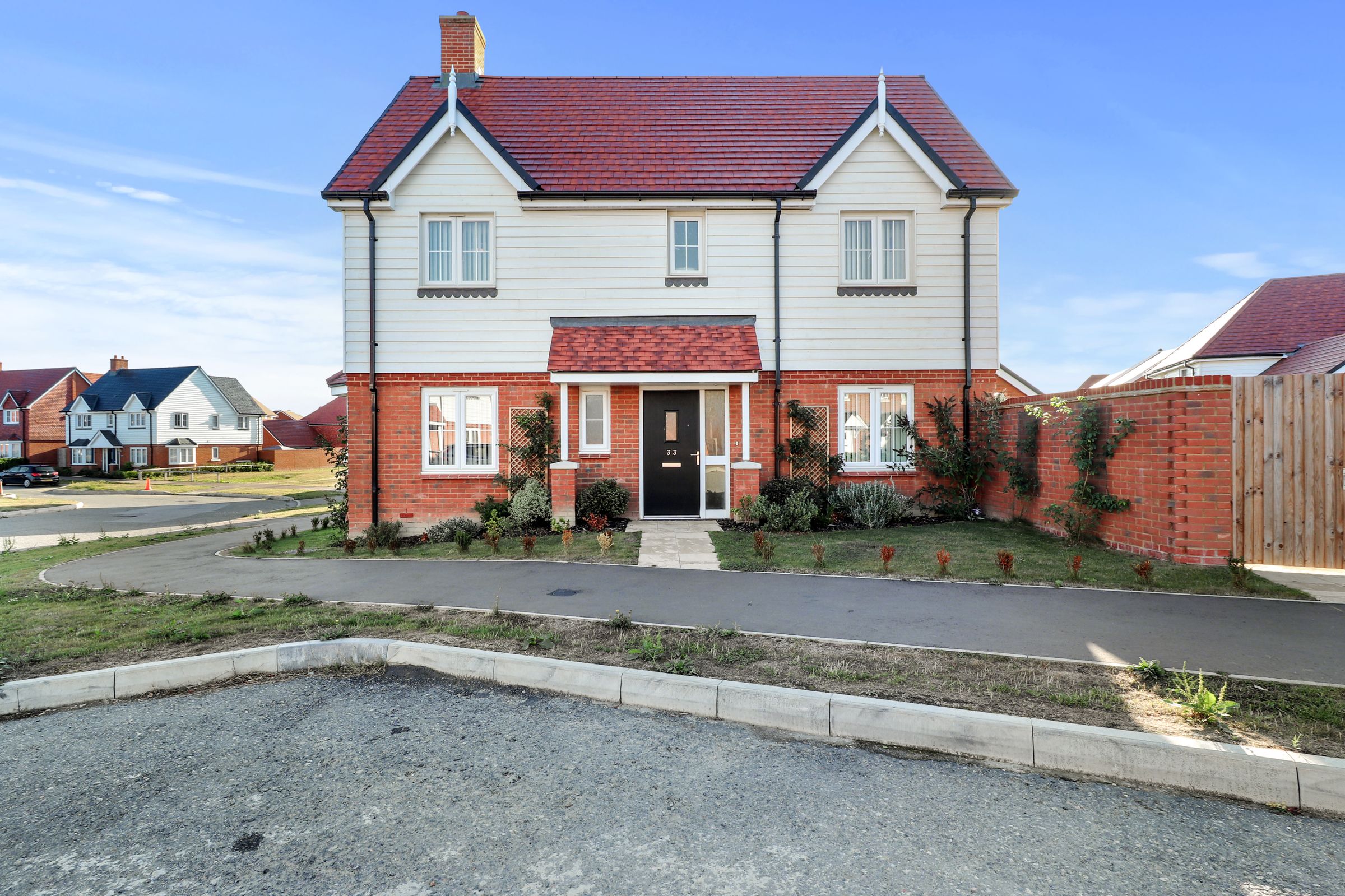 4 bed detached house for sale in Honeysuckle Avenue, Hellingly BN27