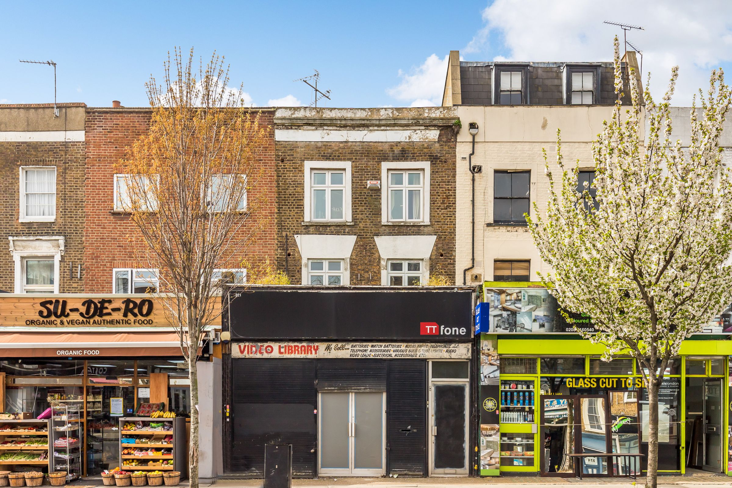 321, Caledonian Road, London N1  