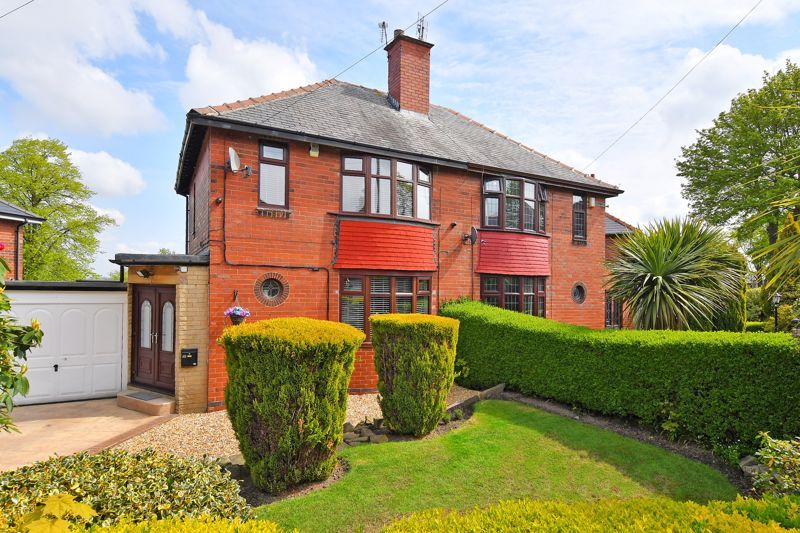 3 bed semidetached house for sale in Thorpe House Rise, Norton Lees