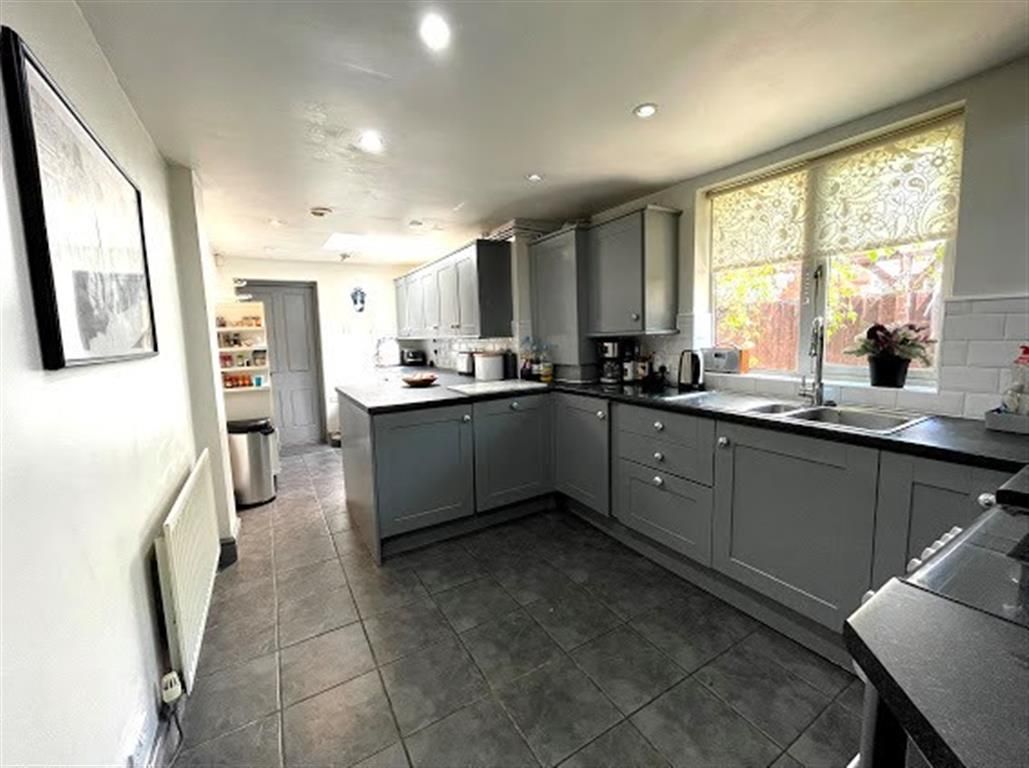 Rooth Street, Wednesbury WS10  