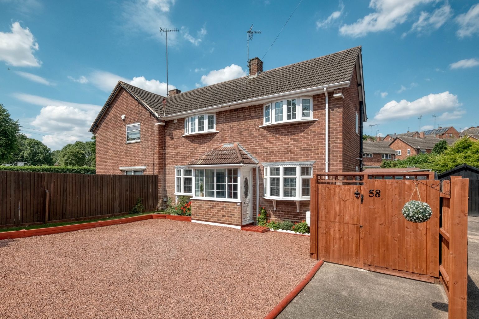 3 bed semidetached house for sale in Throckmorton Road, Greenlands