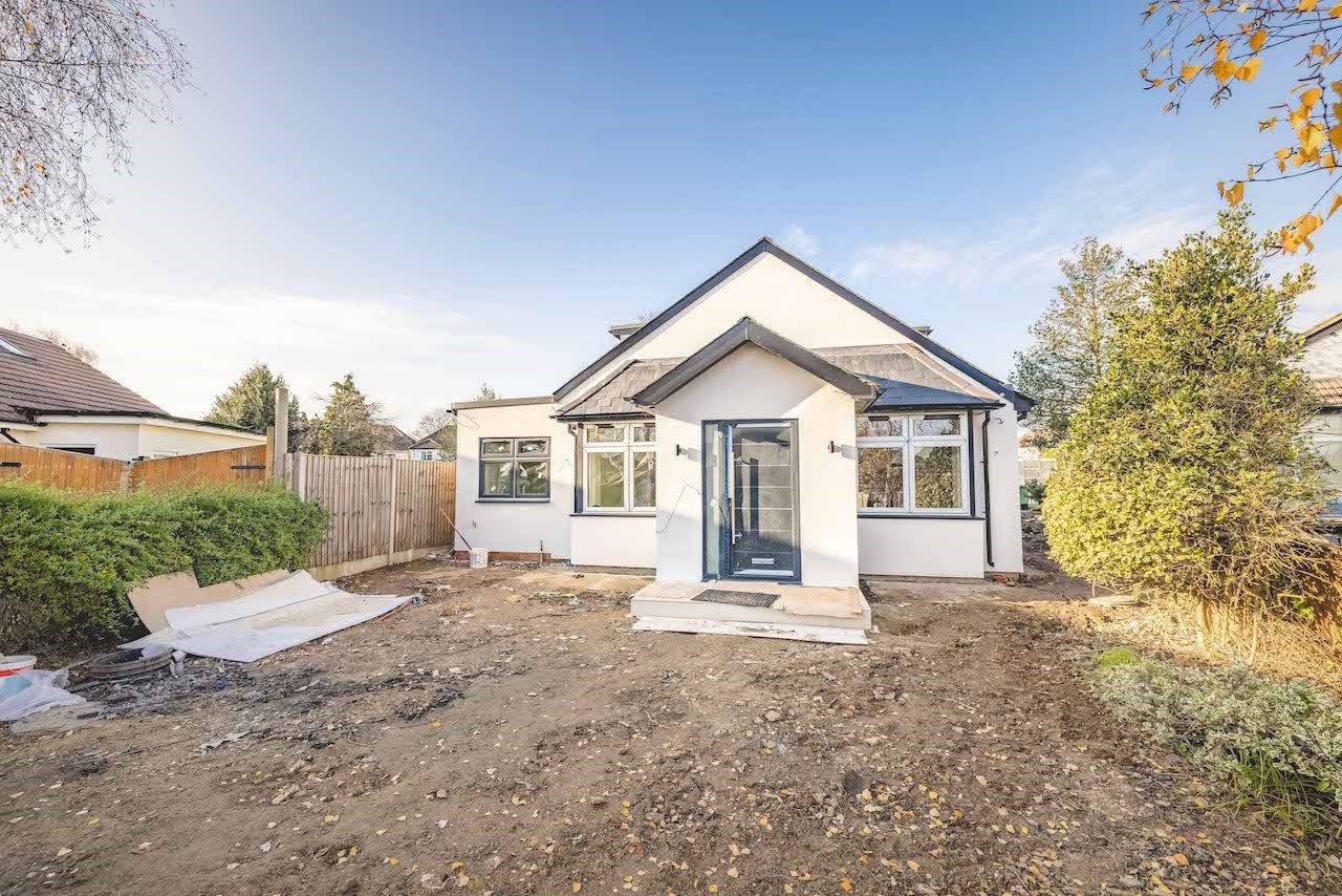 7 bed bungalow for sale in Crosthwaite Way, Burnham SL1 Zoopla