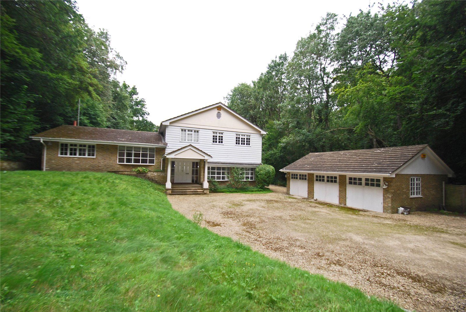 5 bed detached house for sale in Woodside Road, Beaconsfield