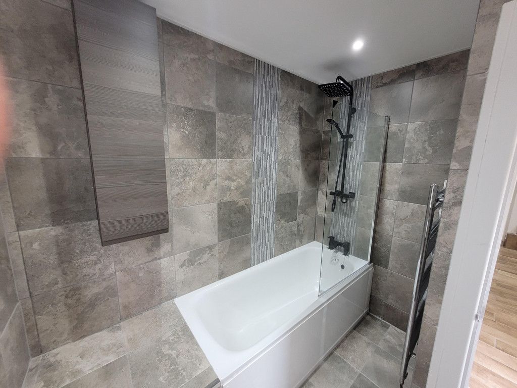 3 bed detached house to rent in Waterloo Street, Llanelli SA15 Zoopla