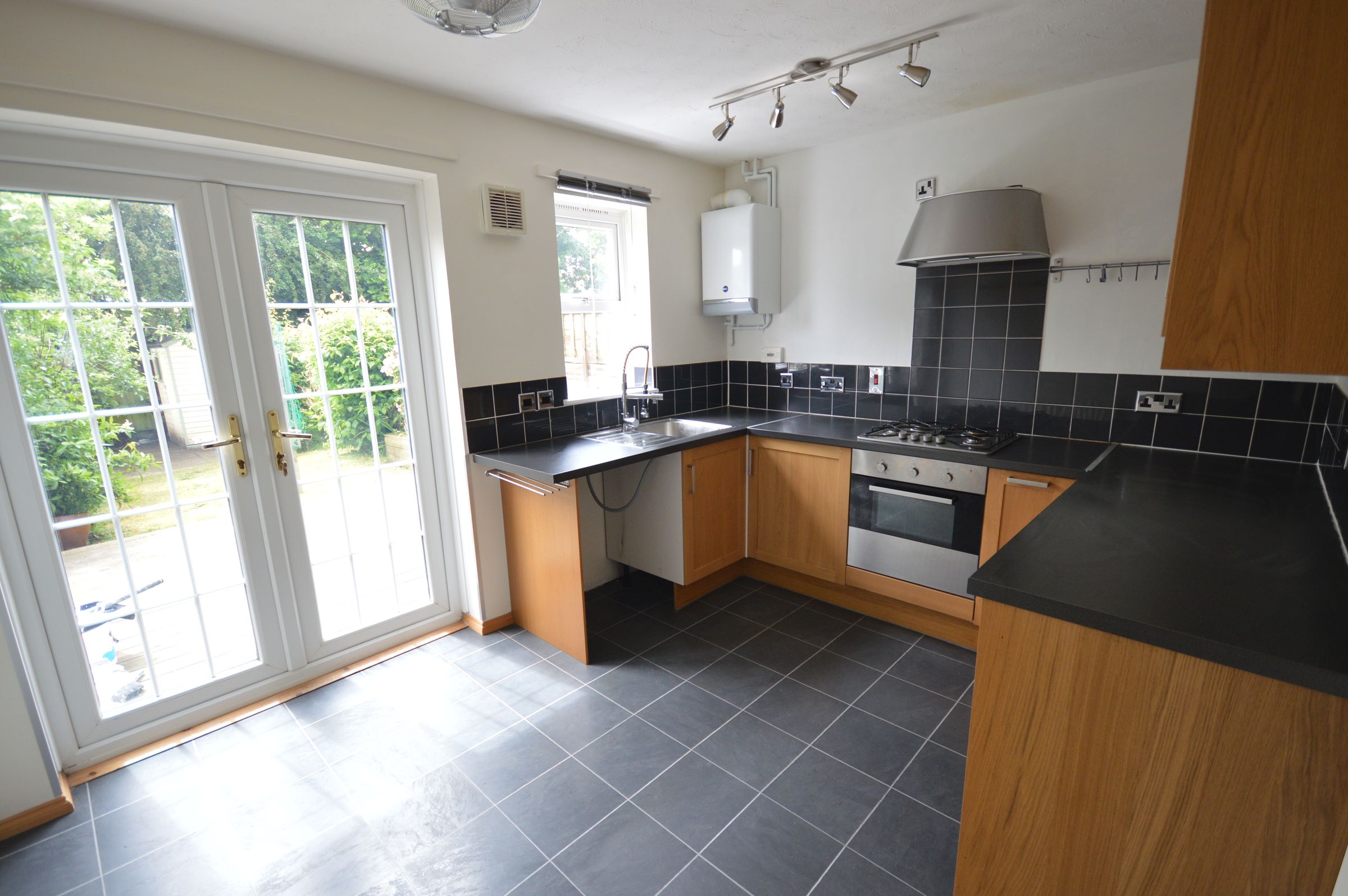 2 bed terraced house to rent in Close, Pontprennau, Cardiff