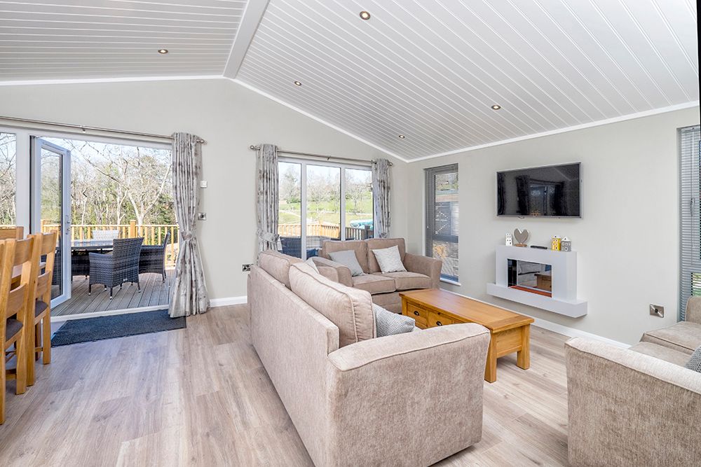 4 bed lodge for sale in Cross, Chudleigh, Devon TQ13 Zoopla